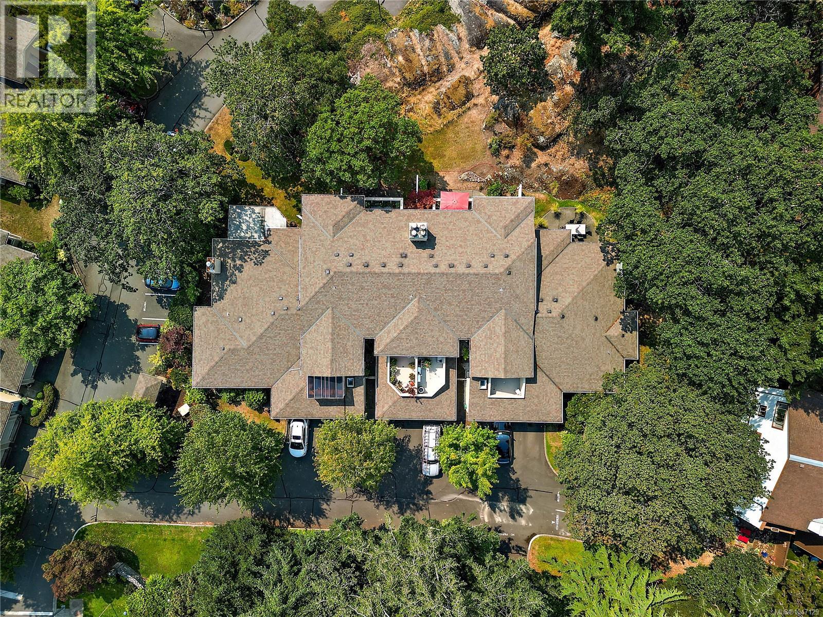 5 909 Admirals Rd Property Photo 31