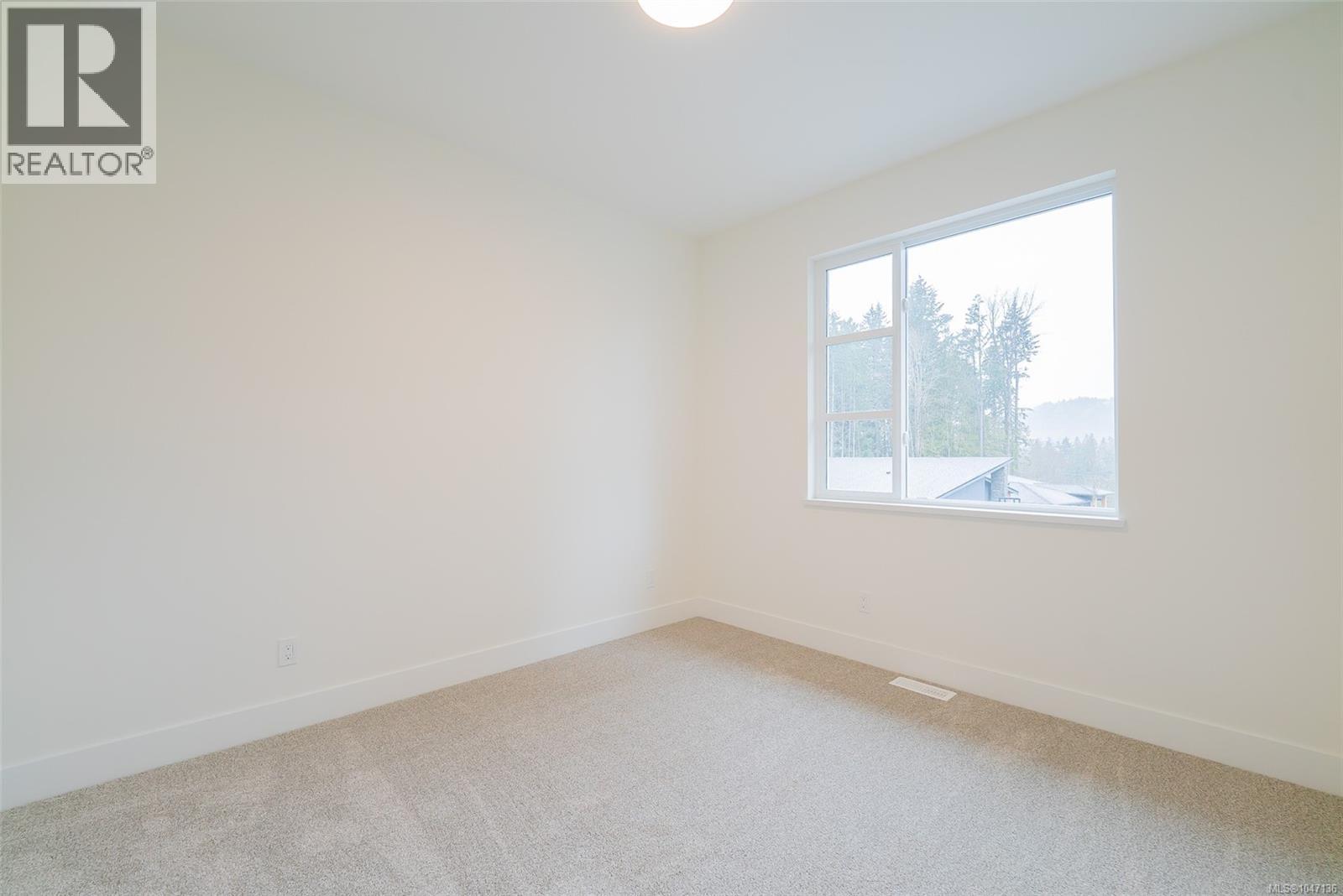 111 Raven Way Property Photo 17