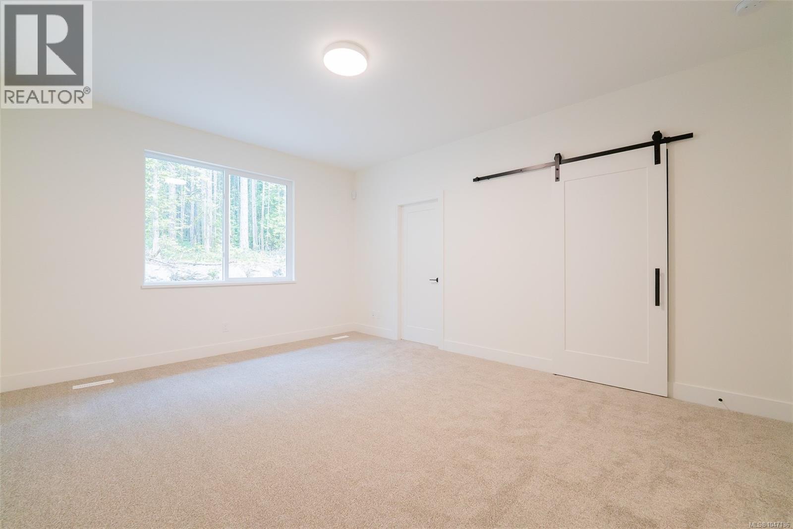 111 Raven Way Property Photo 22
