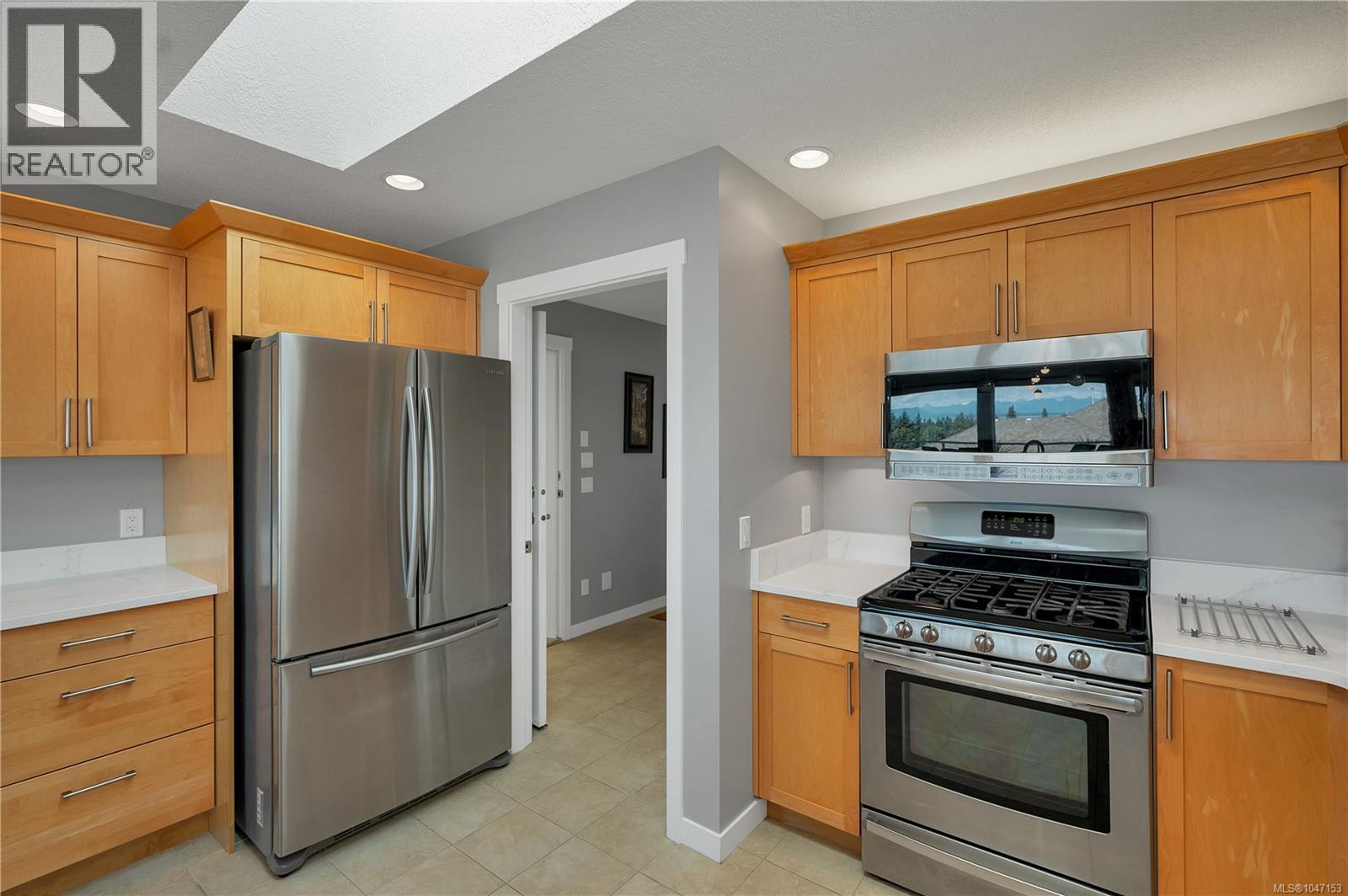 2962 Pacific View Terr Property Photo 17