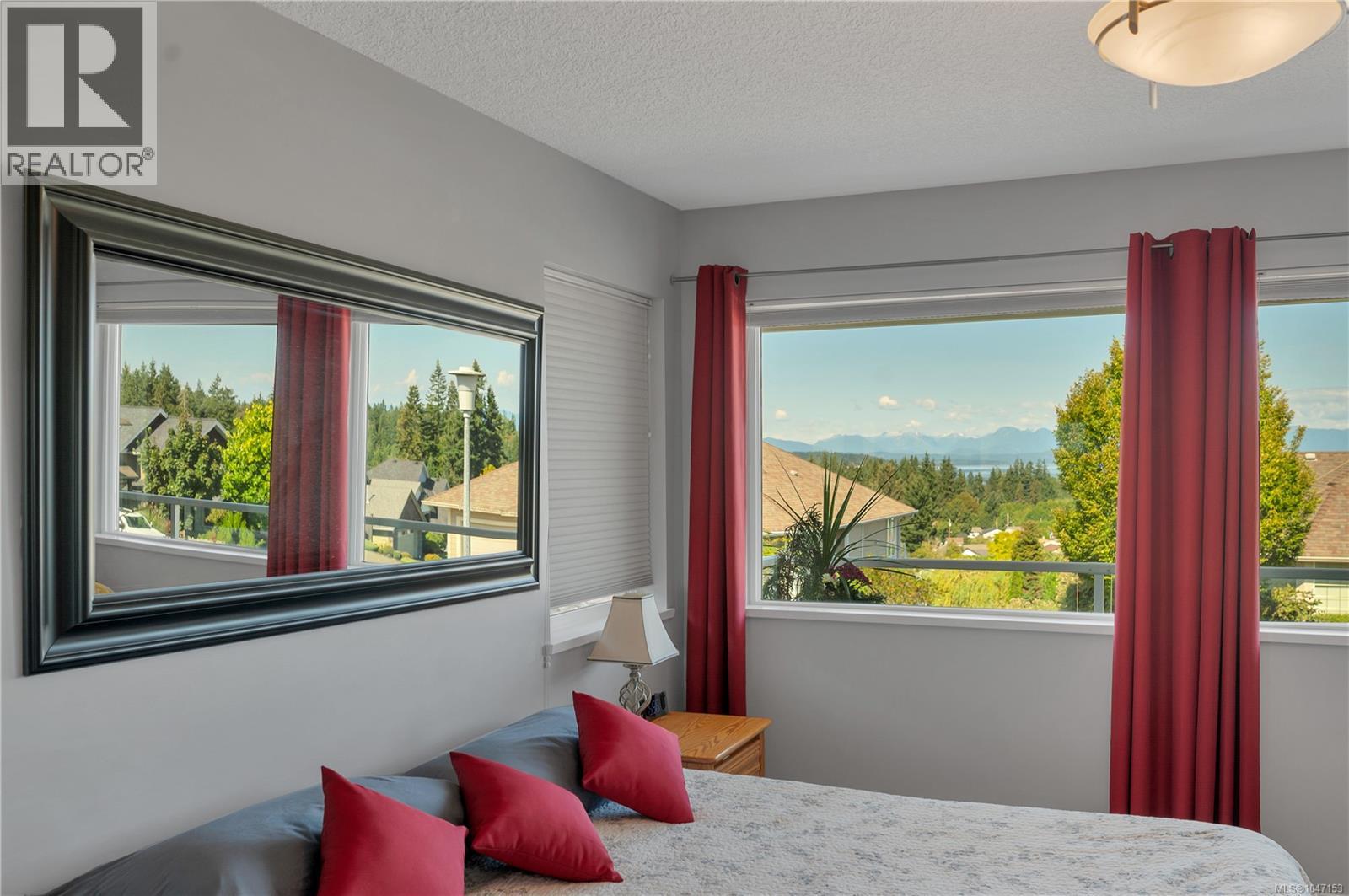 2962 Pacific View Terr Property Photo 26