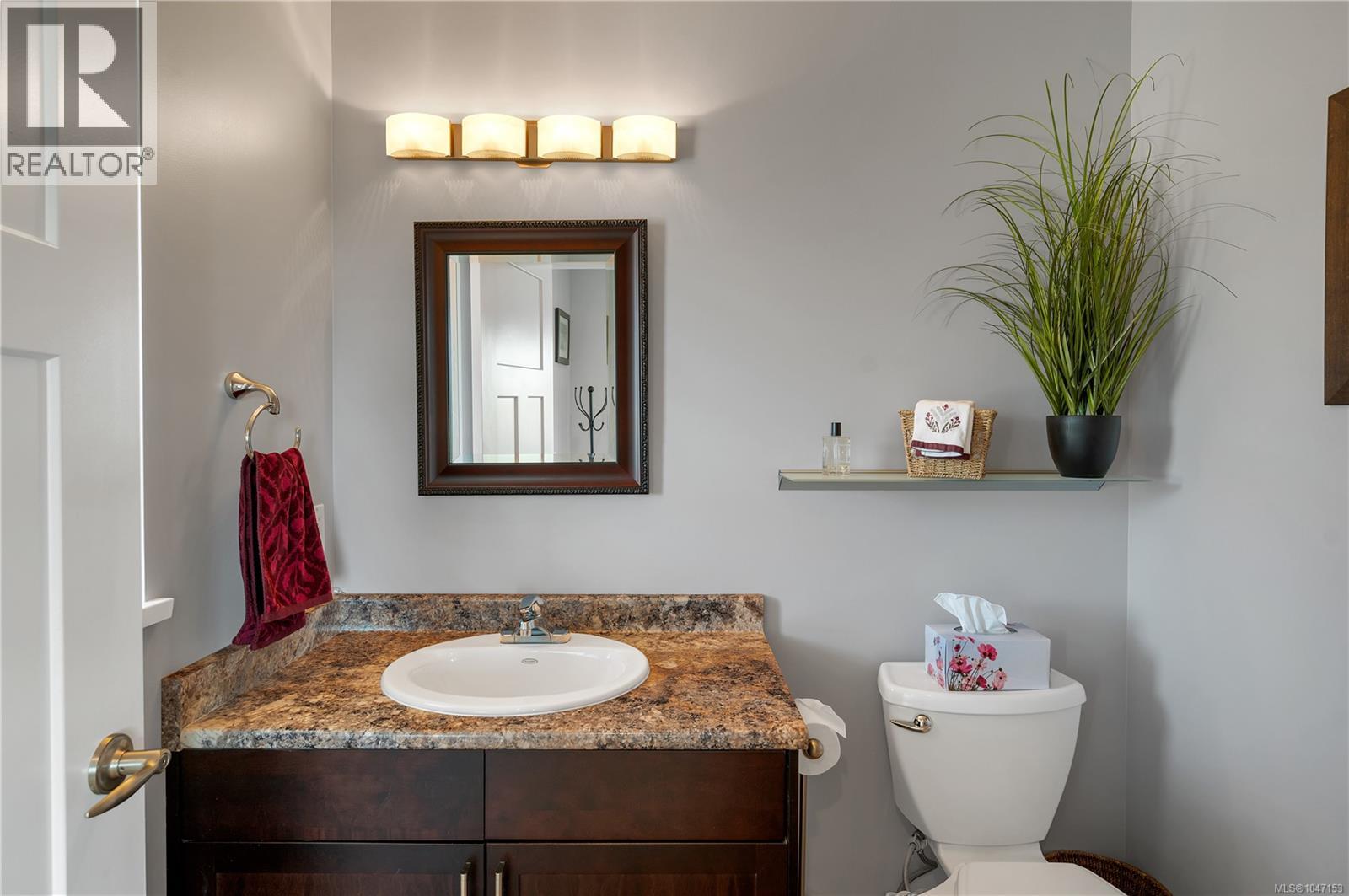 2962 Pacific View Terr Property Photo 27