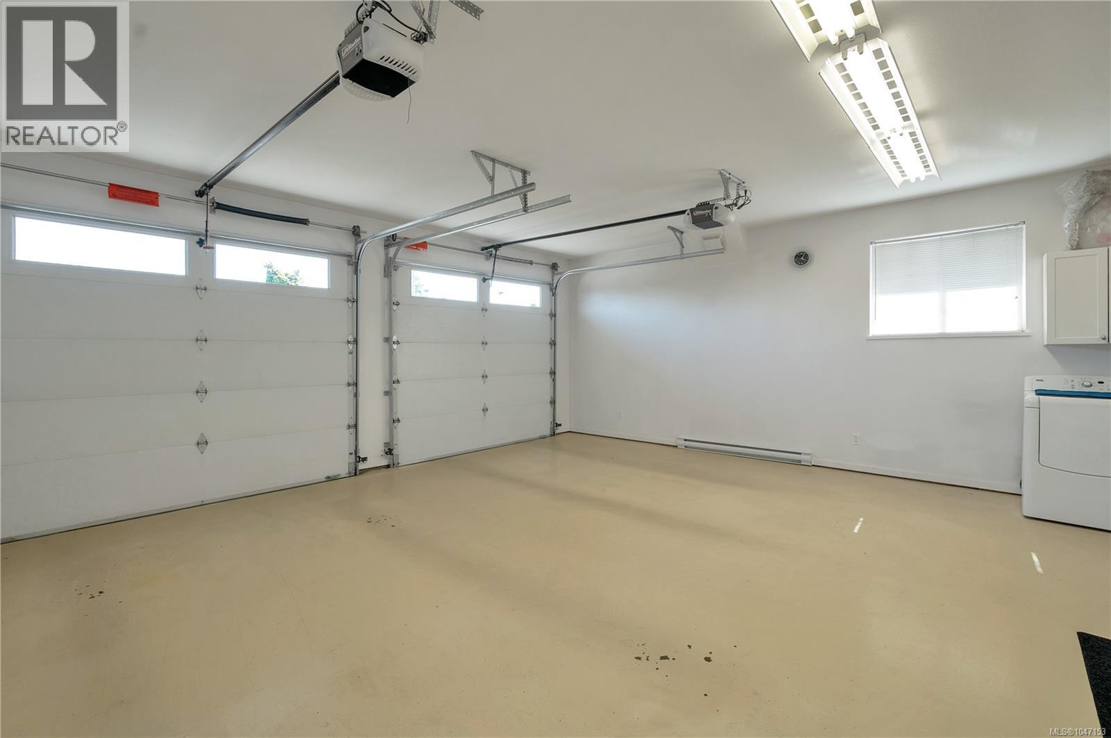 2962 Pacific View Terr Property Photo 35