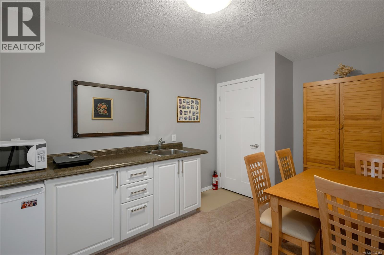 2962 Pacific View Terr Property Photo 37