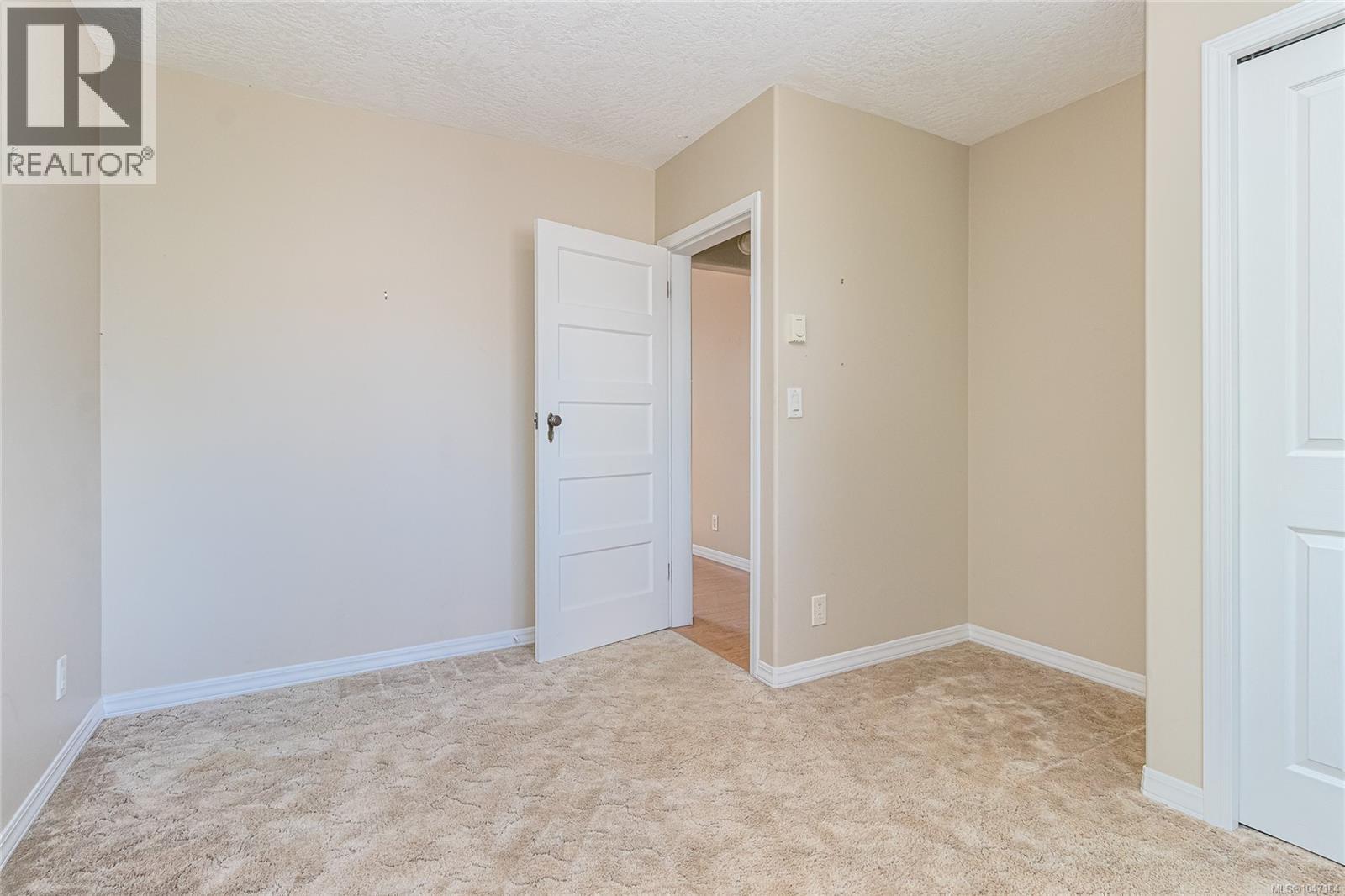 920 Mcdonald St Property Photo 37