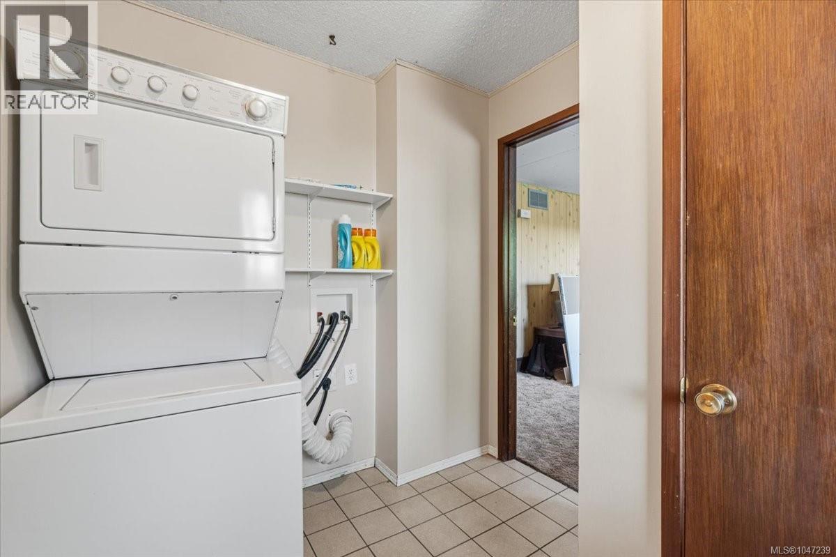 422 Battie Dr Property Photo 33