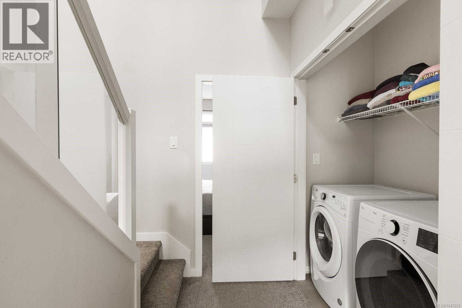 105 694 Hoylake Ave Property Photo 24
