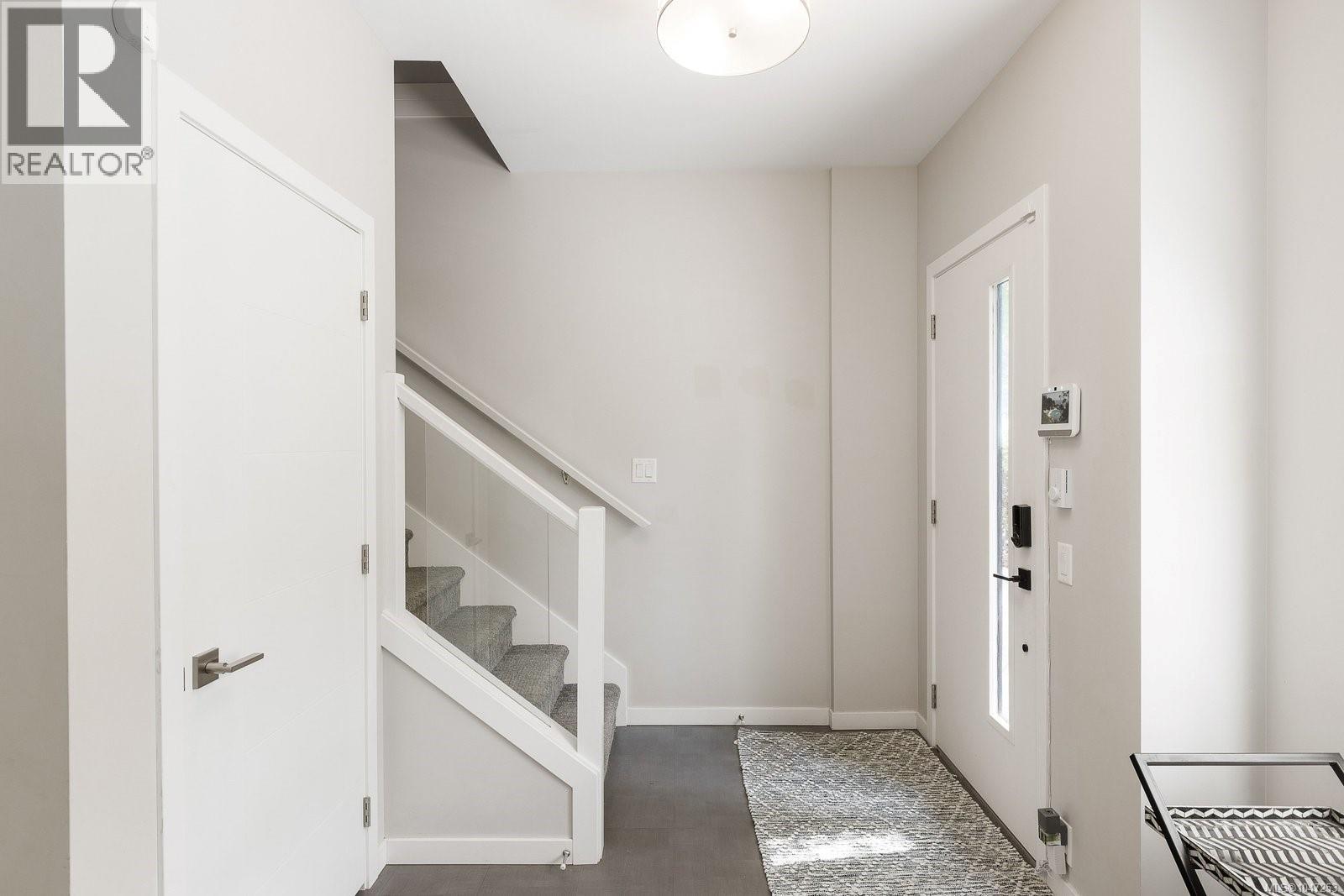 105 694 Hoylake Ave Property Photo 25