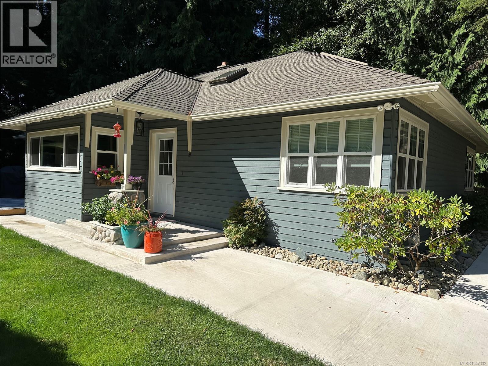 324 Chester Rd Property Photo 1
