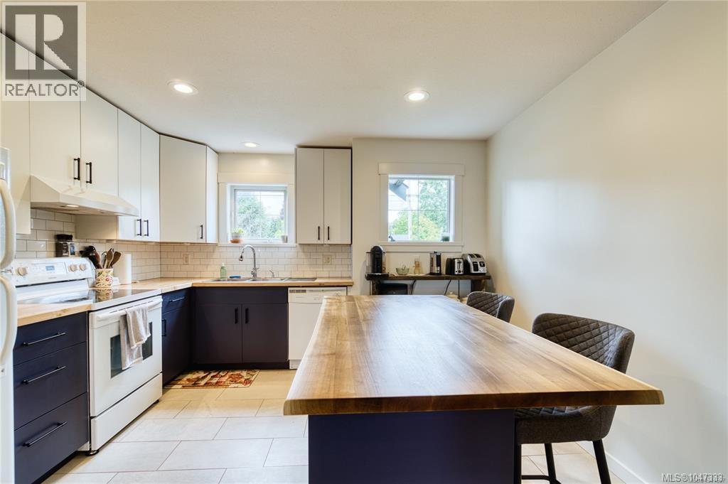 202 211 Victoria Rd Property Photo 6