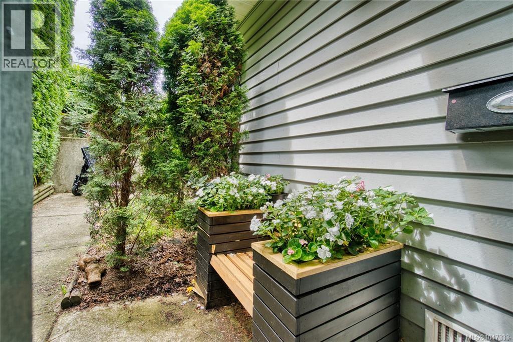 202 211 Victoria Rd Property Photo 30