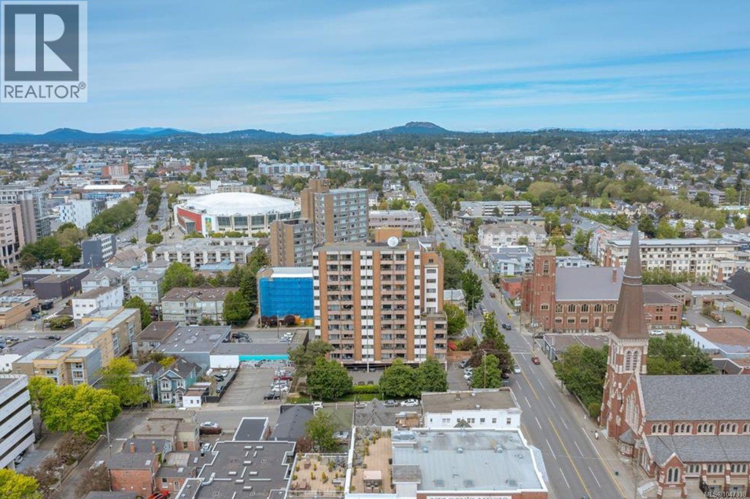 1005 1630 Quadra St