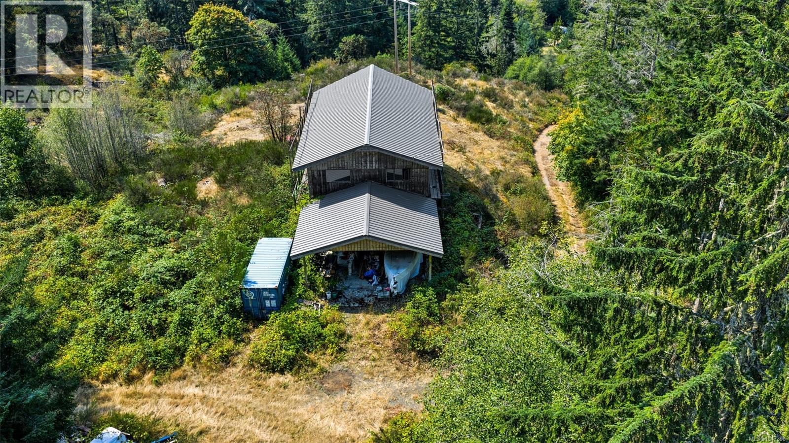 2585 Sooke River Rd Property Photo 3