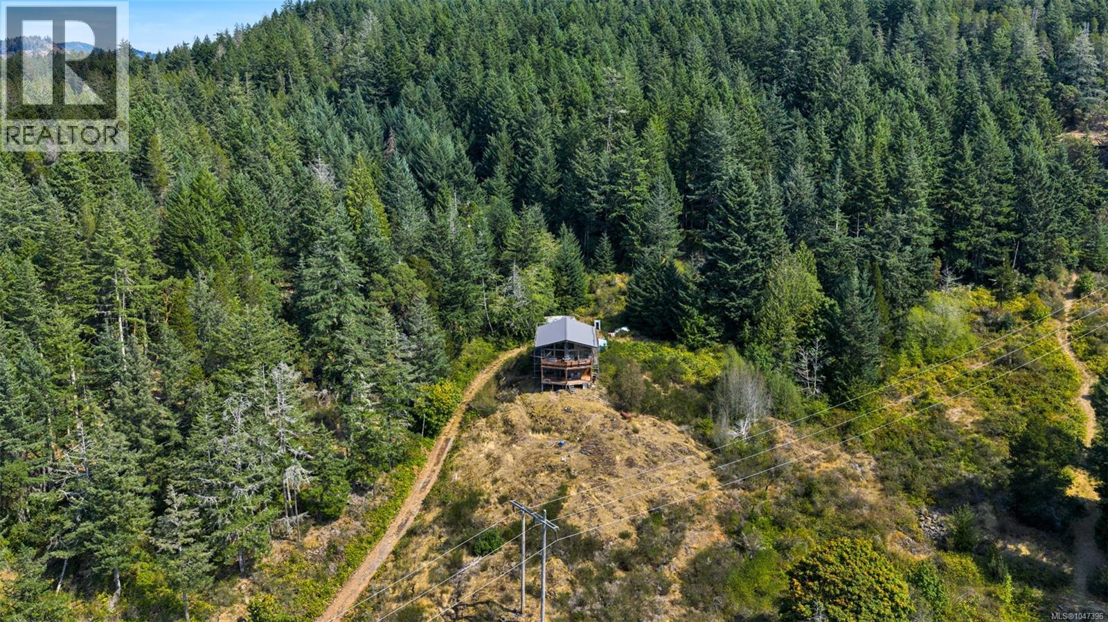 2585 Sooke River Rd Property Photo 4