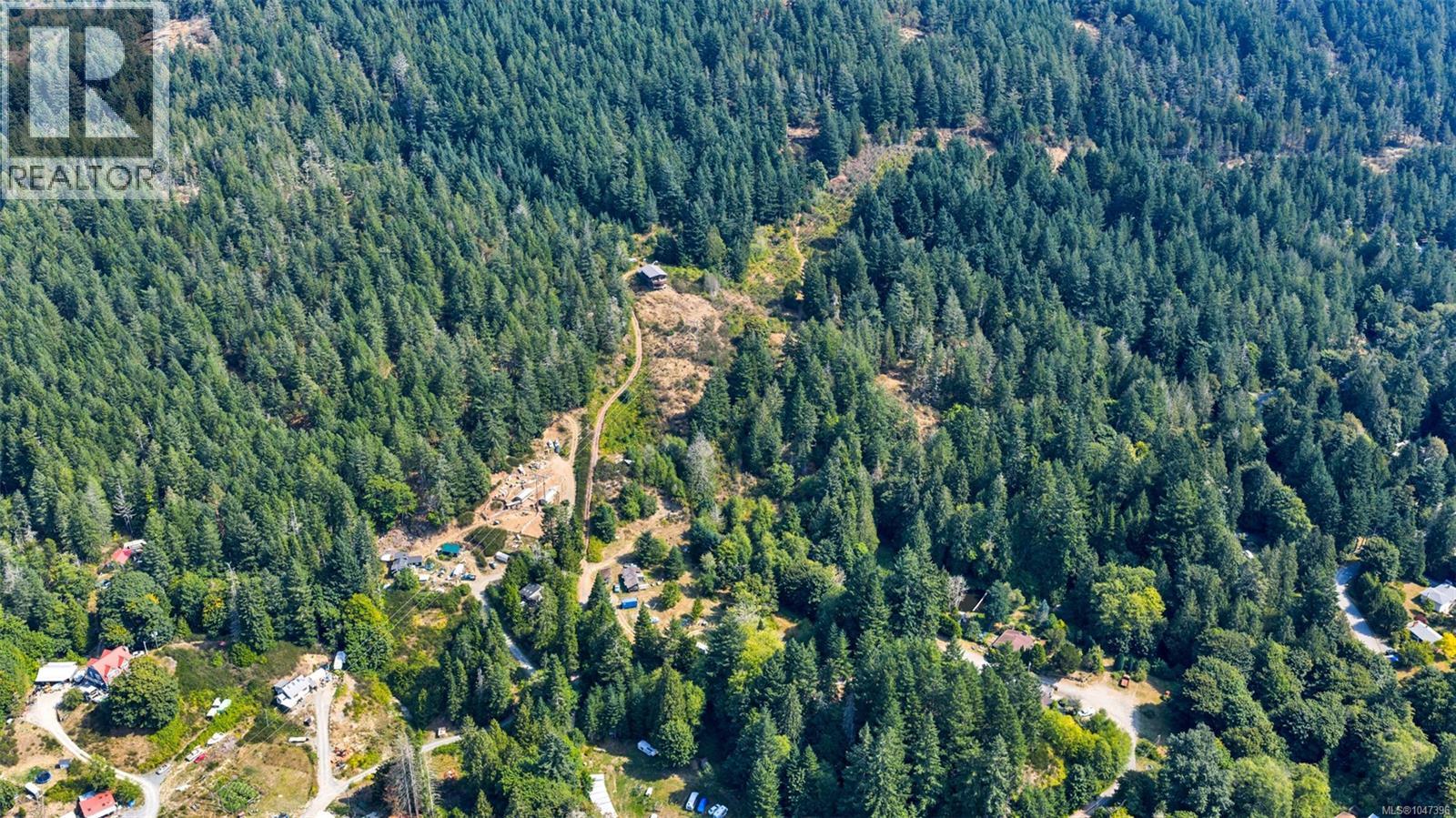 2585 Sooke River Rd Property Photo 8