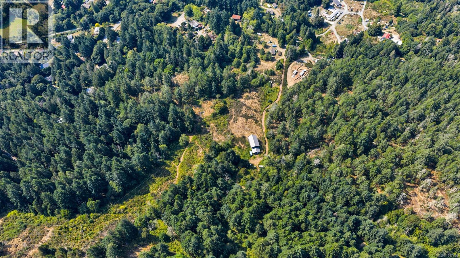 2585 Sooke River Rd Property Photo 10