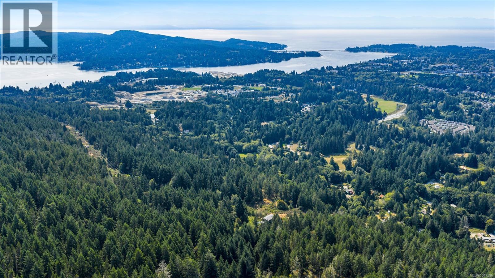 2585 Sooke River Rd Property Photo 12