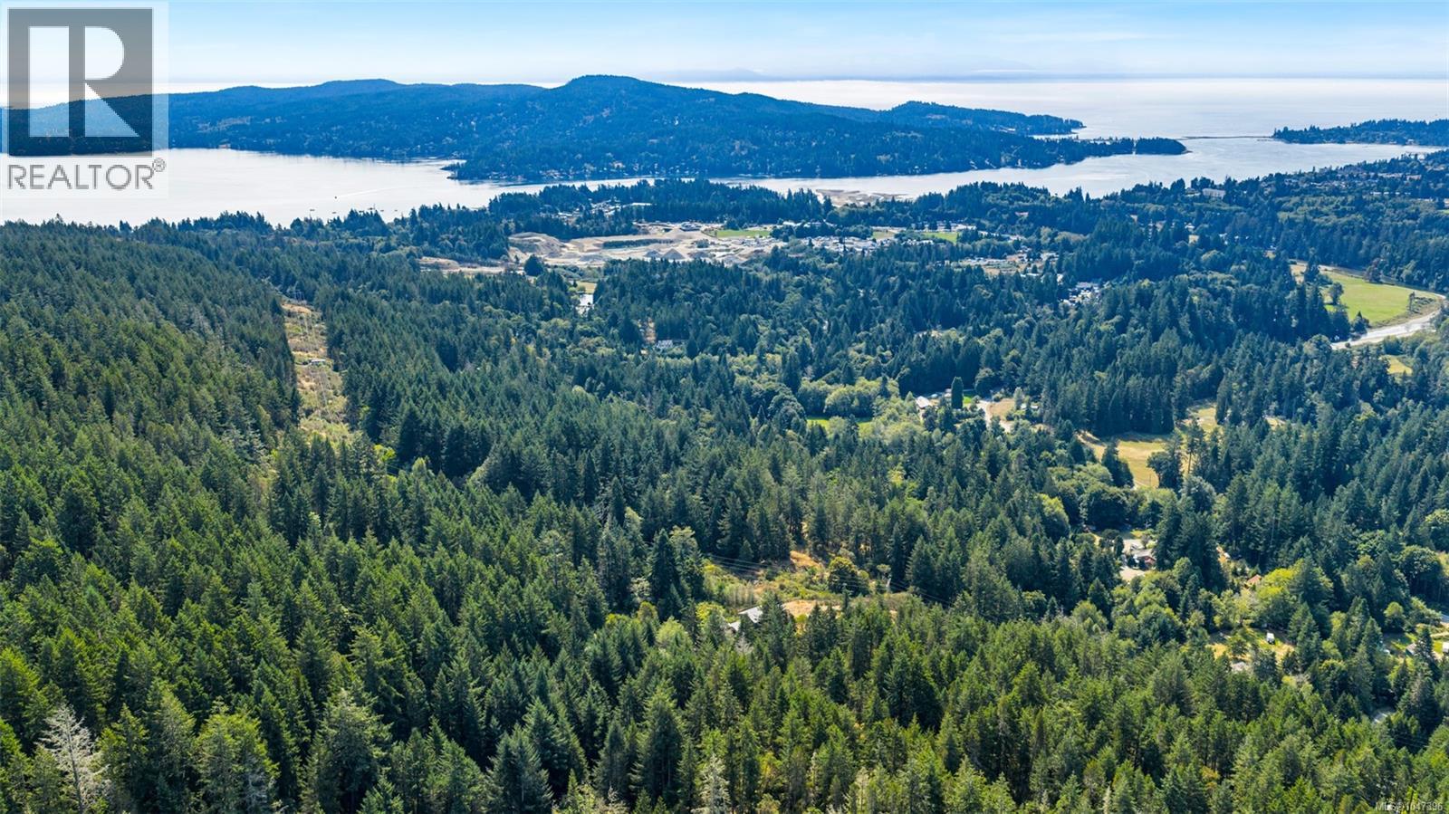 2585 Sooke River Rd Property Photo 13