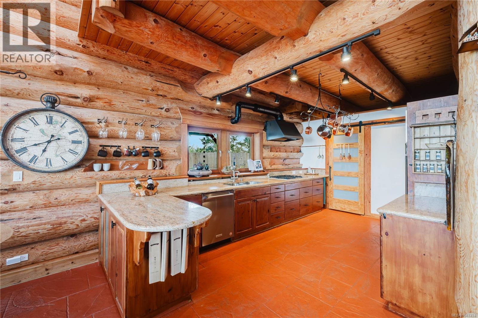 661 Cains Way Property Photo 10