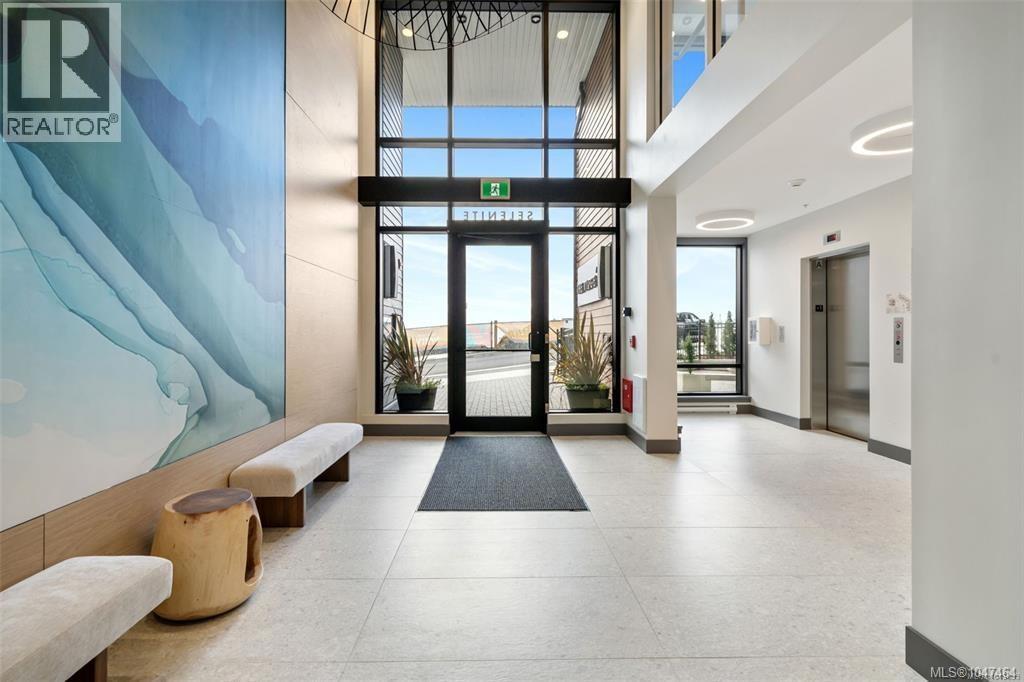 208 1810 Selenite Pl Property Photo 6