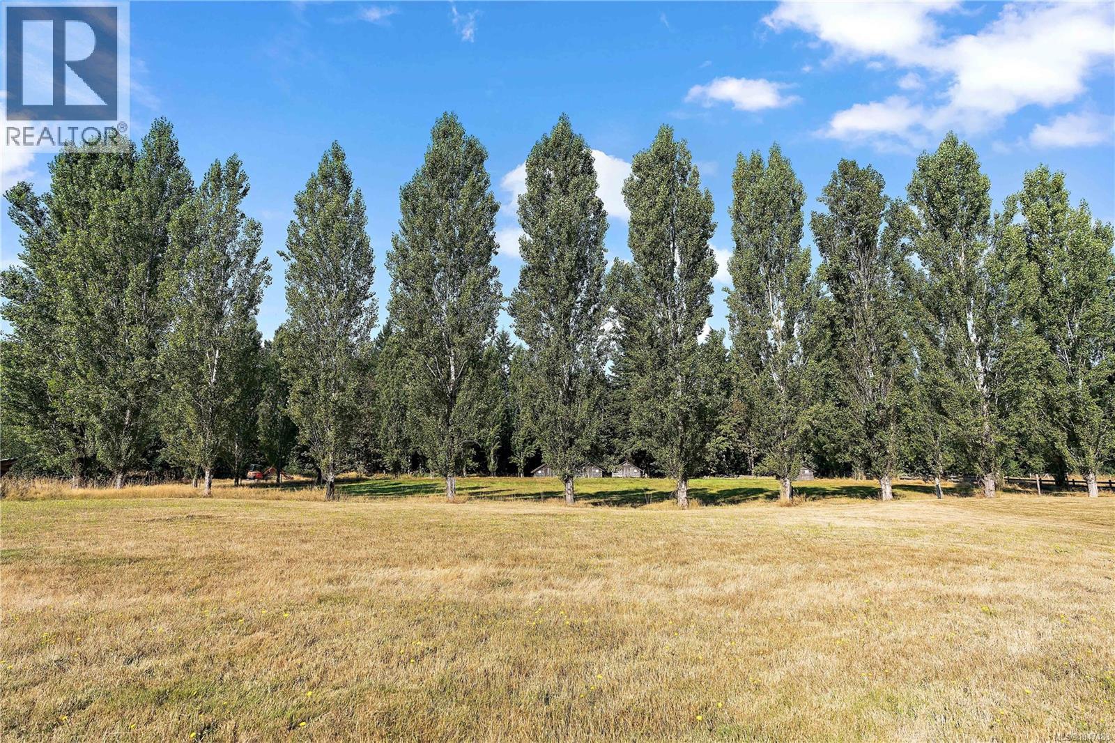2311/2307 Sylvester Rd Property Photo 49