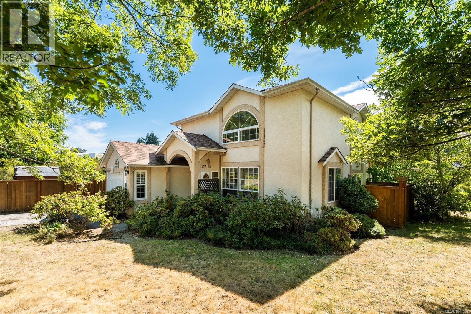 637 Jolly Pl Property Photo 1