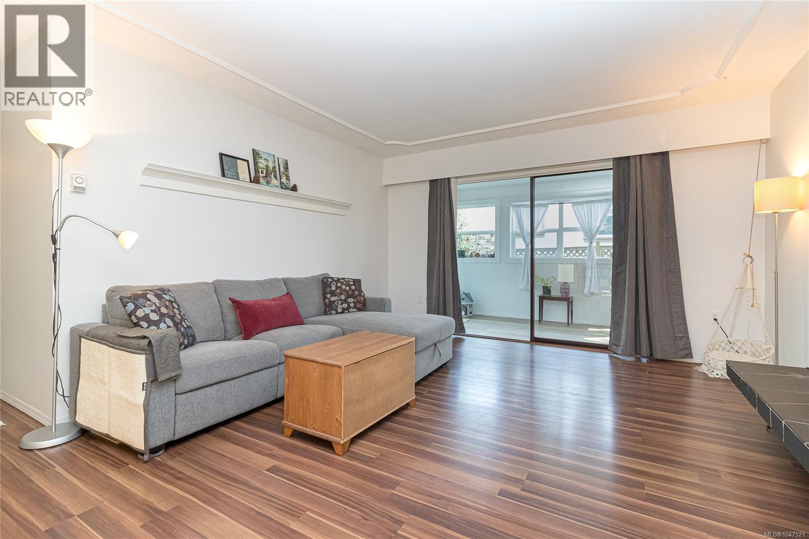 102 3244 Seaton St Property Photo 3