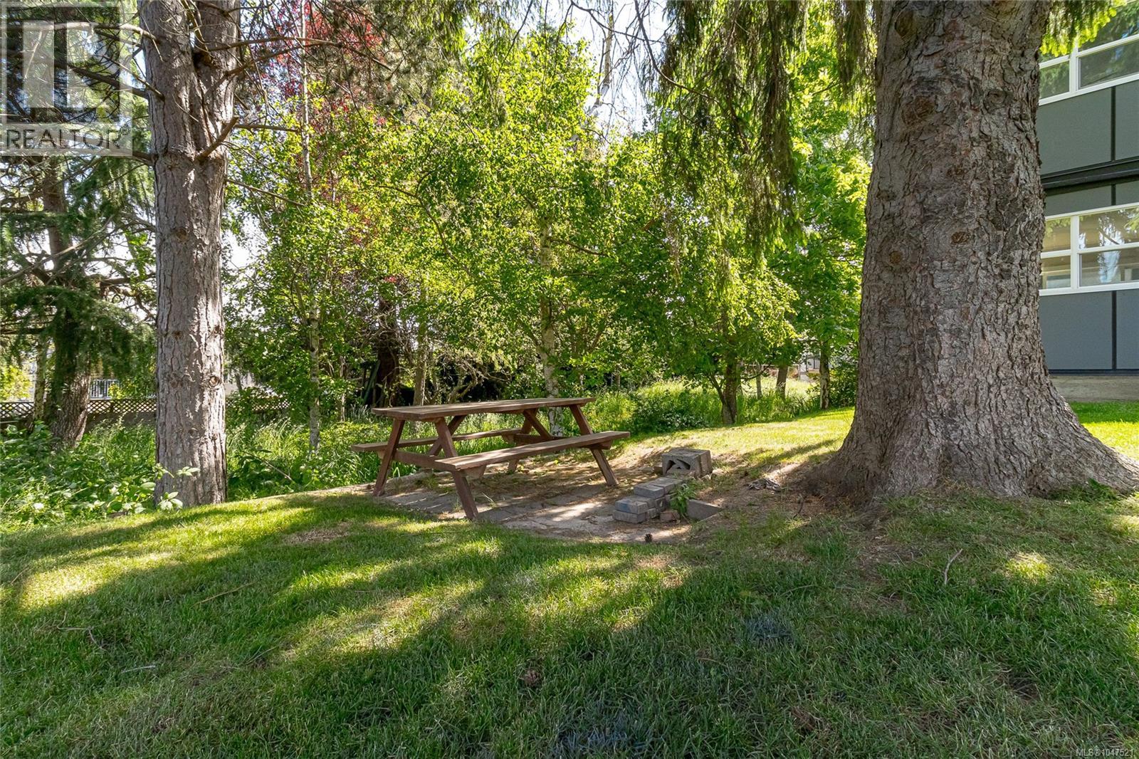102 3244 Seaton St Property Photo 24