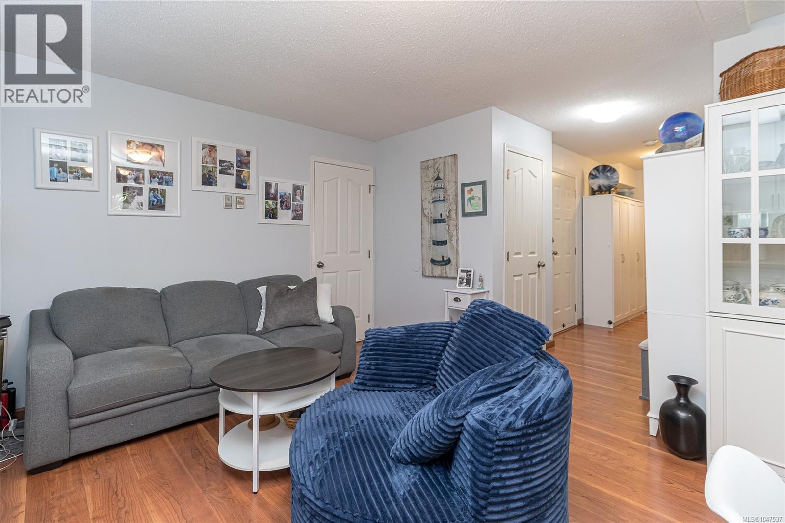 6736 Rhodonite Dr Property Photo 24