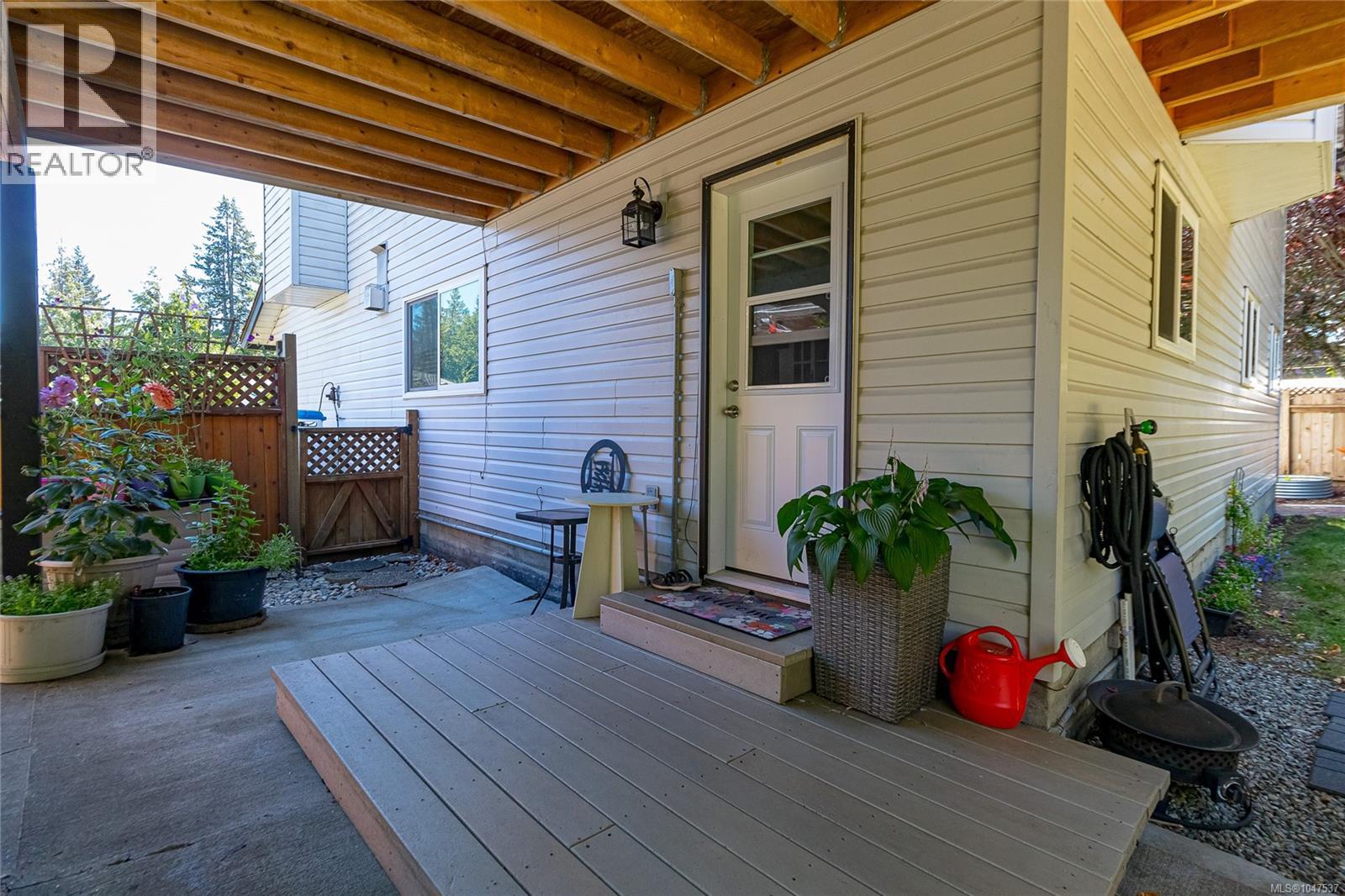 6736 Rhodonite Dr Property Photo 31