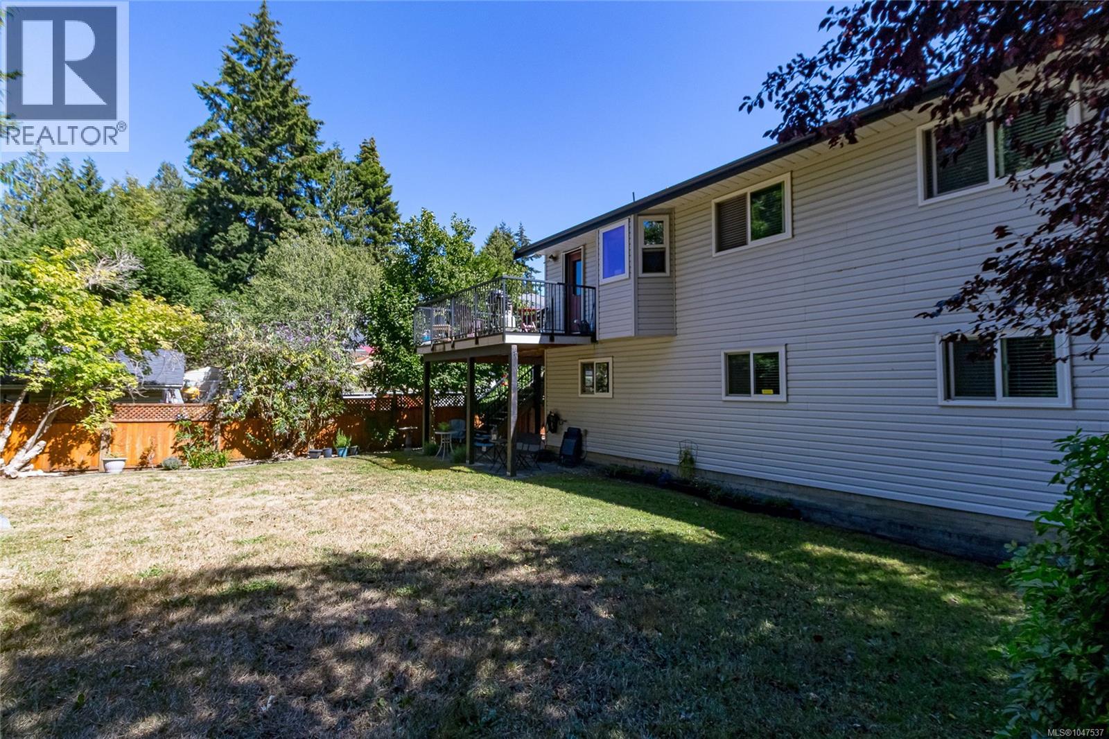 6736 Rhodonite Dr Property Photo 35