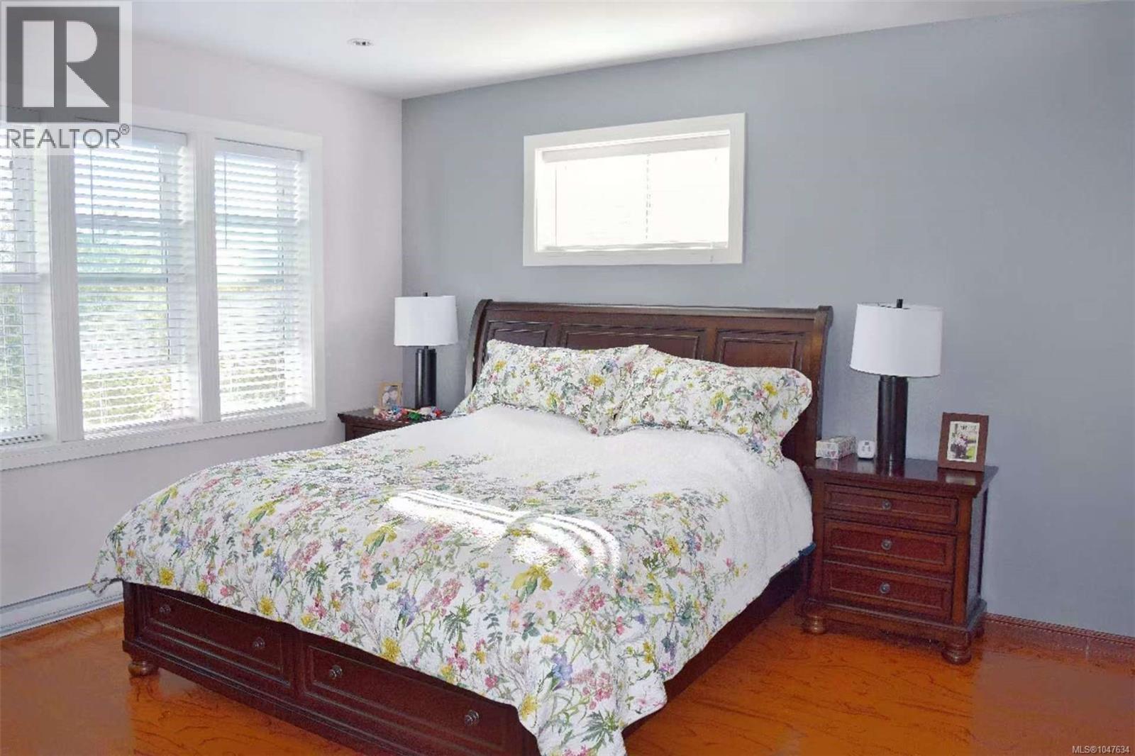 4037 Nelthorpe St Property Photo 15