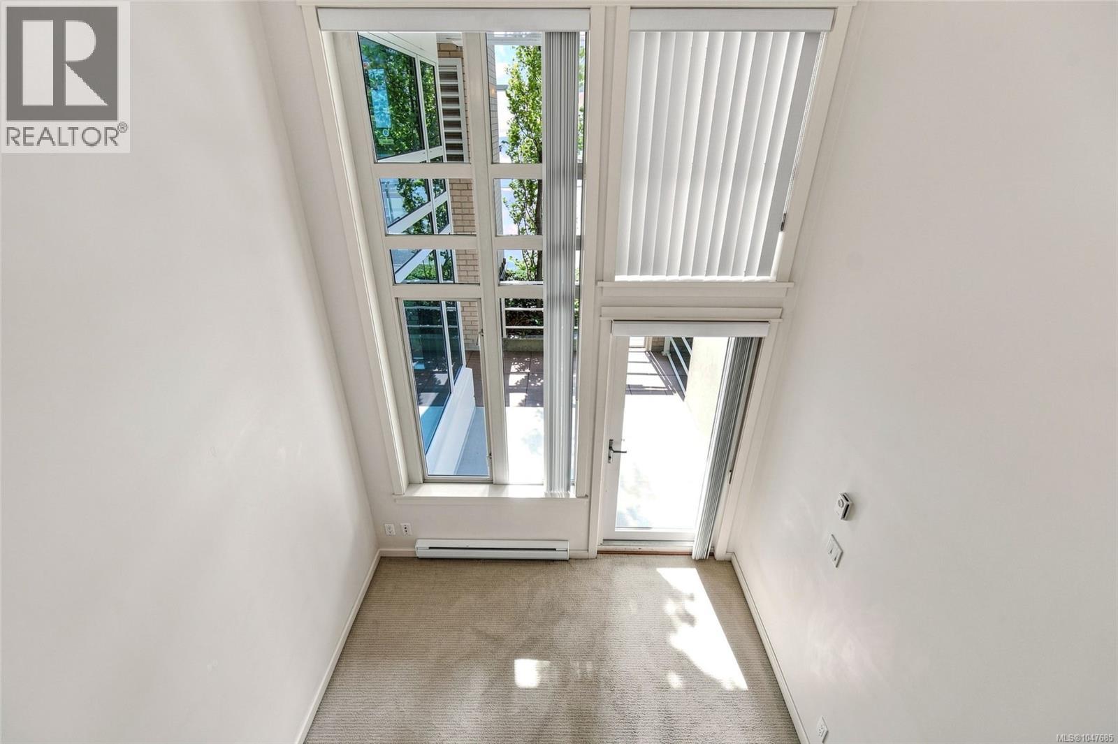 107 38 Front St Property Photo 17