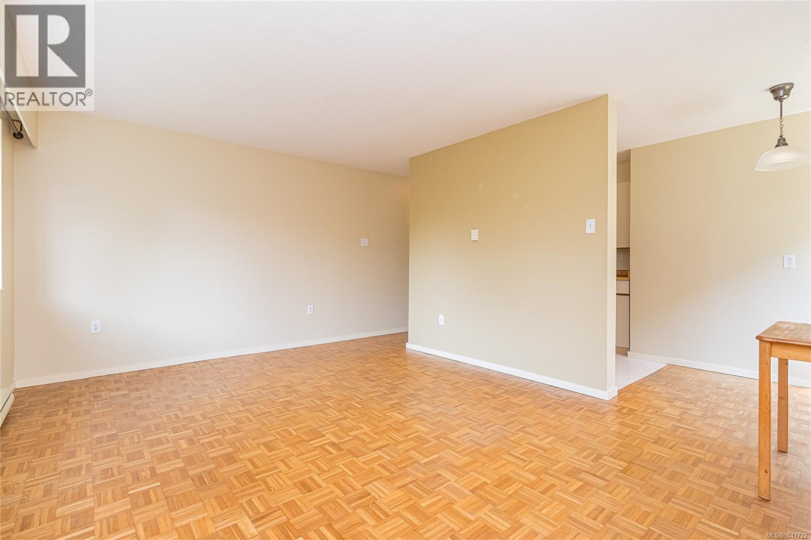 101 1000 Mcclure St Property Photo 9