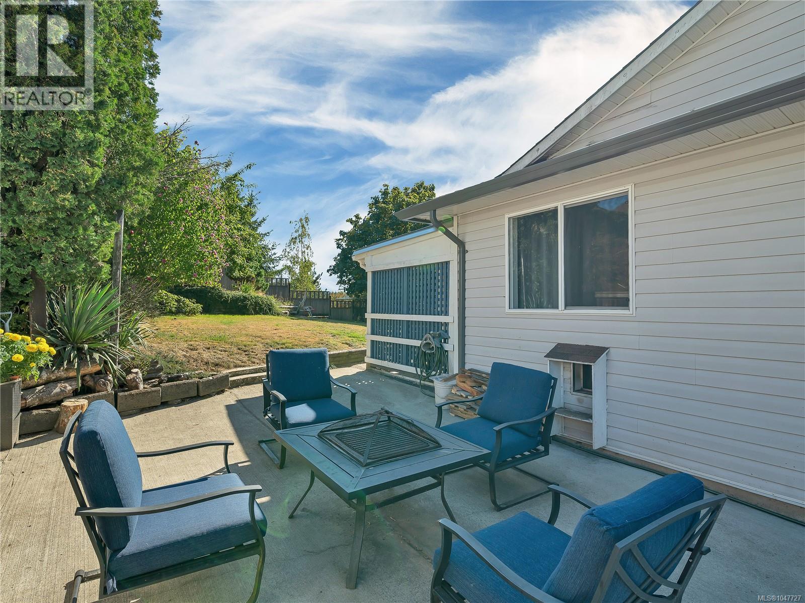 825 Pinecrest Rd Property Photo 17