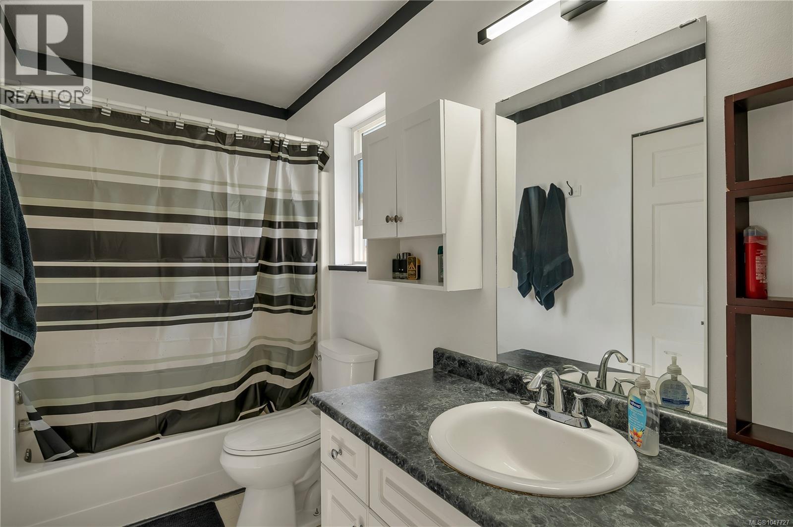 825 Pinecrest Rd Property Photo 35