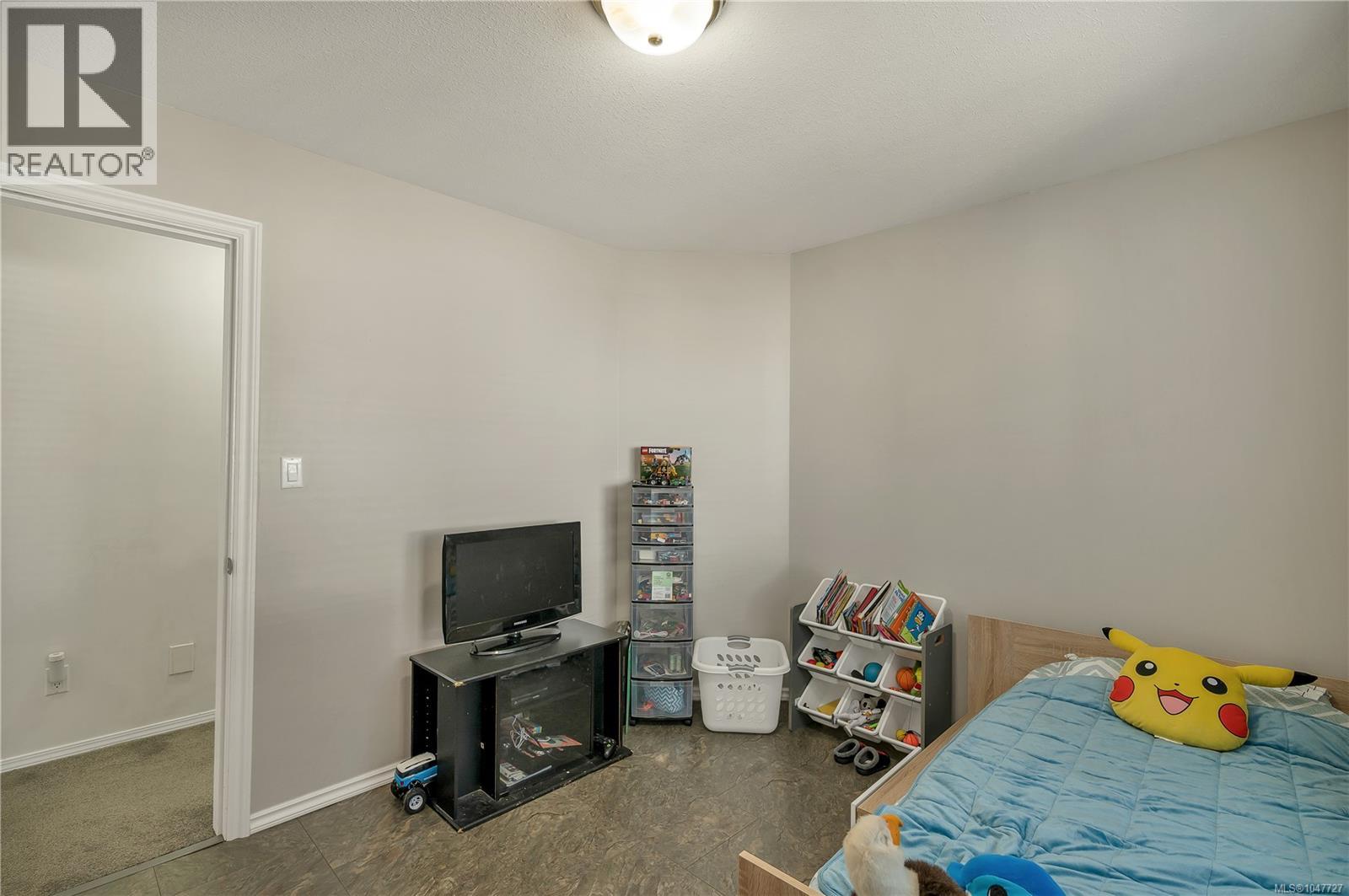 825 Pinecrest Rd Property Photo 41