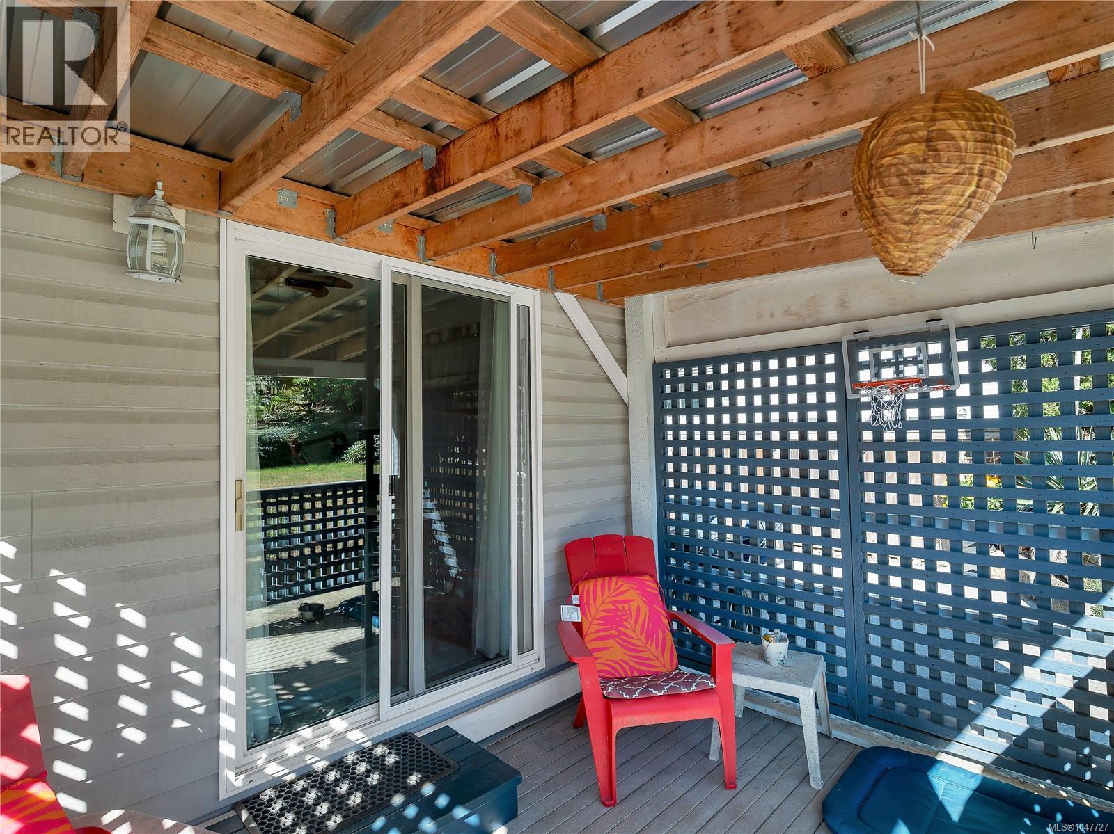 825 Pinecrest Rd Property Photo 53