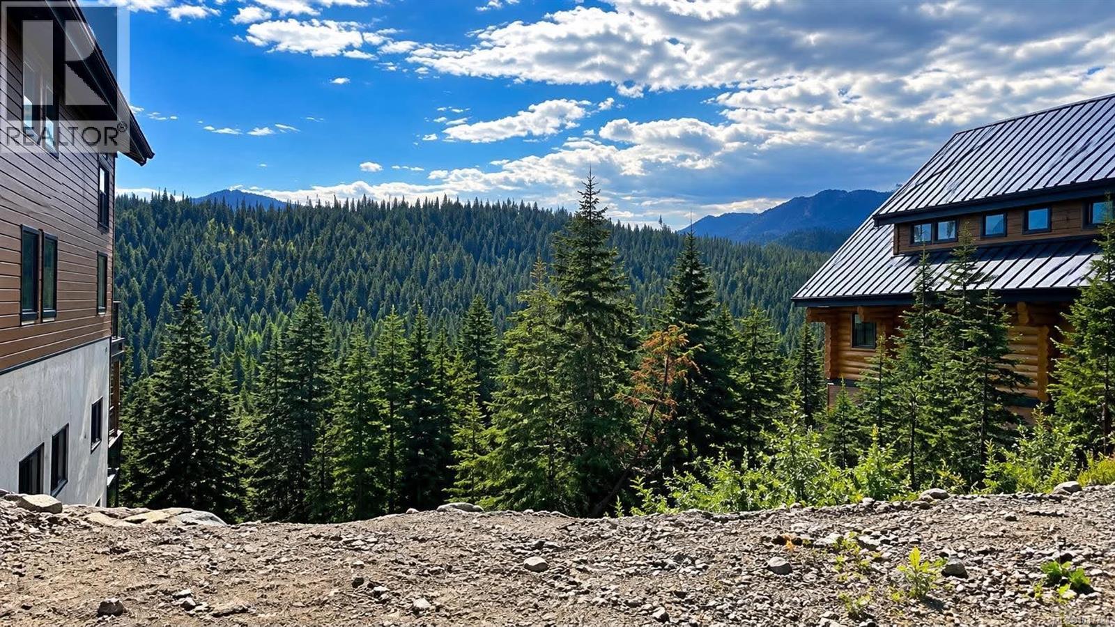 645 Arrowsmith Ridge Property Photo 4