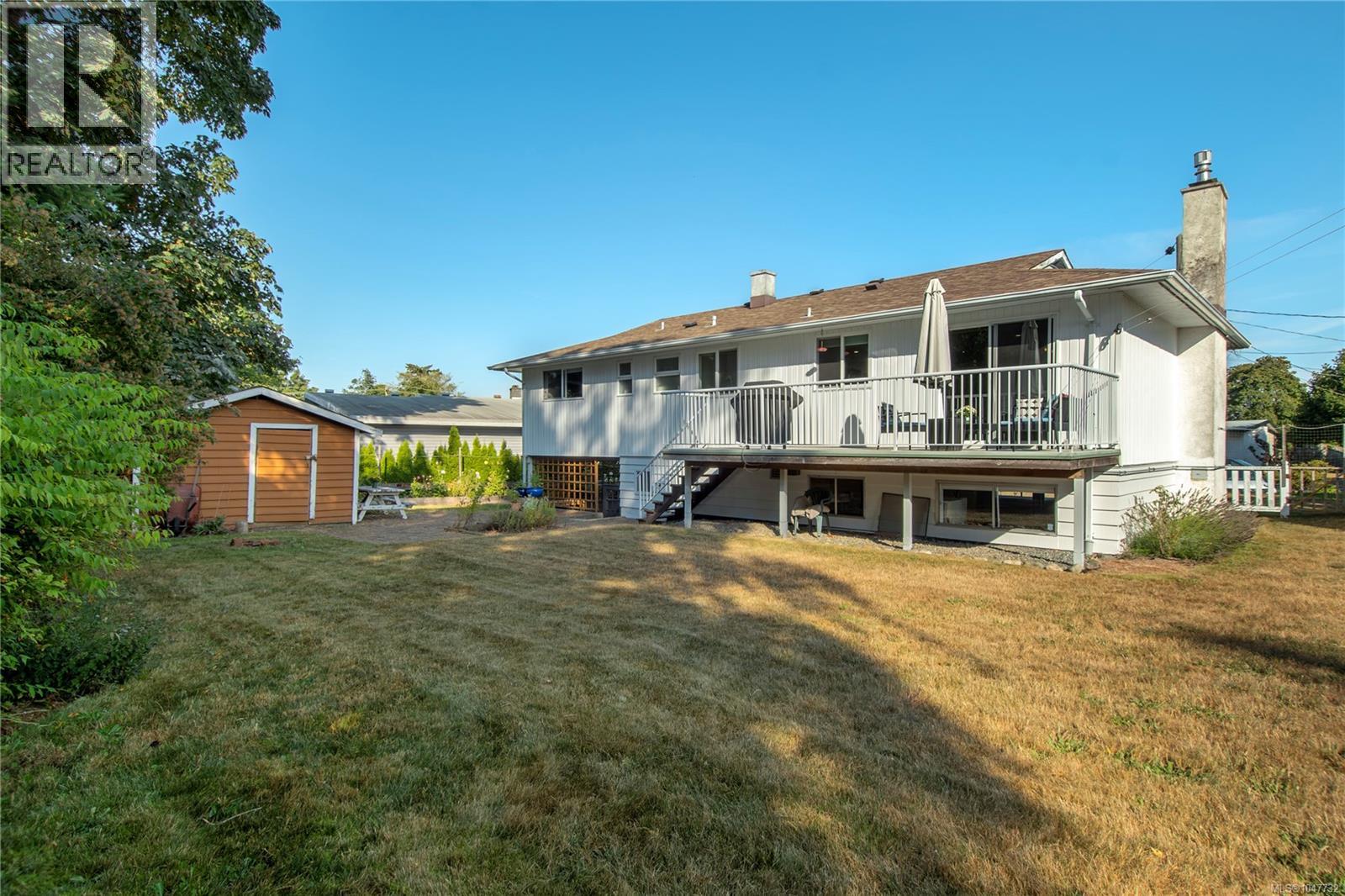 631 Warden Cds Property Photo 37