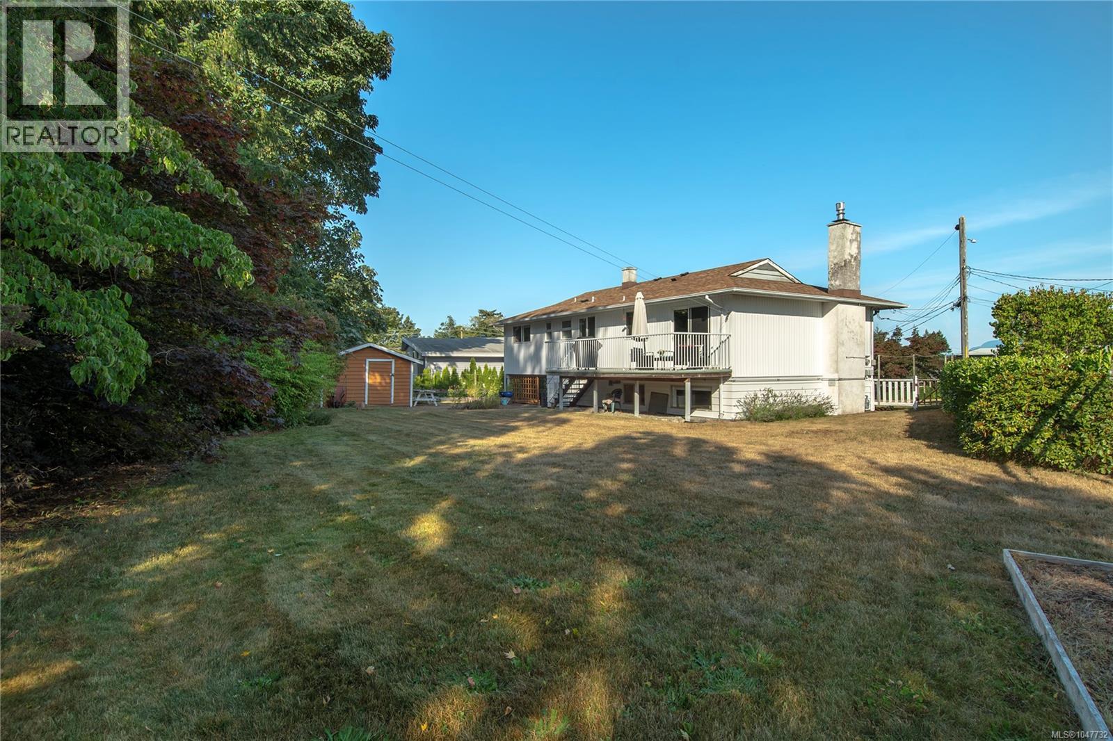 631 Warden Cds Property Photo 38