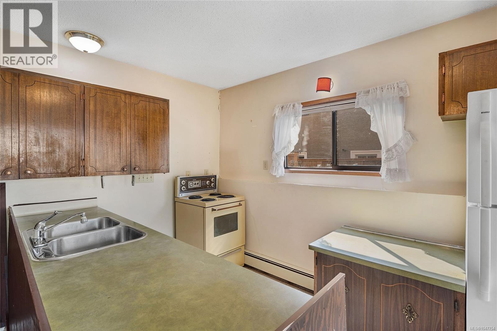 1144 May St Property Photo 31