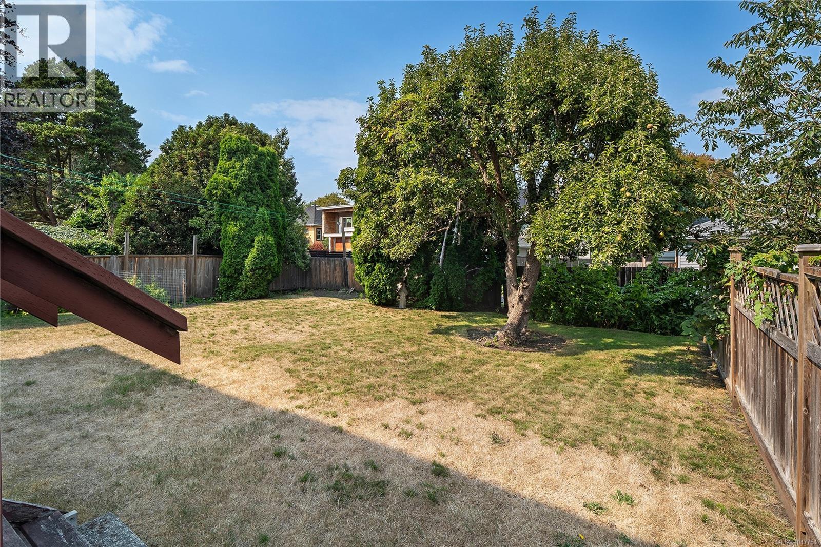 1144 May St Property Photo 34