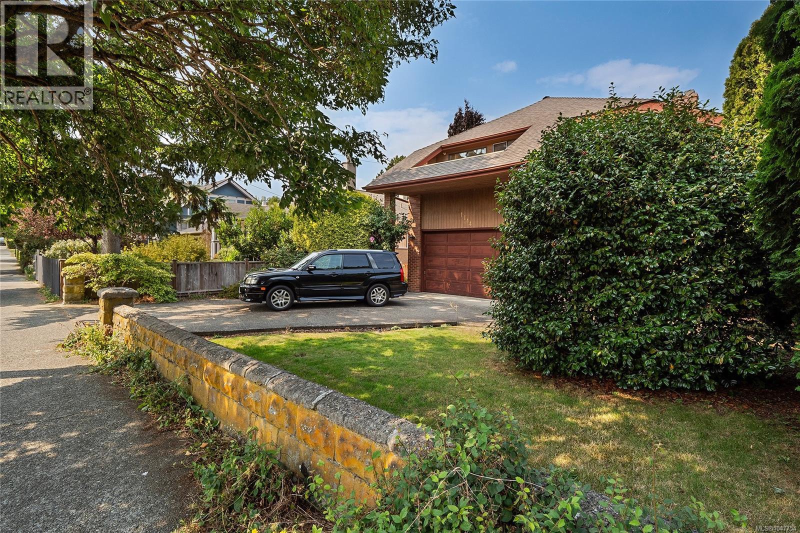 1144 May St Property Photo 44