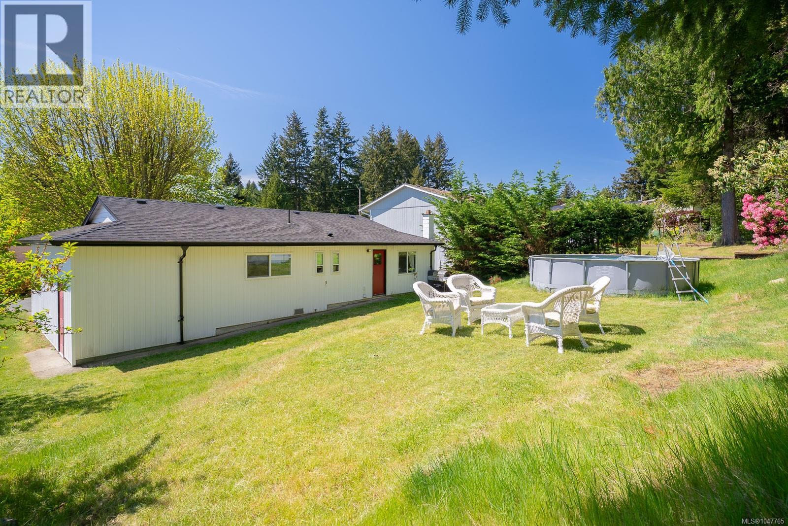 3716 Howden Dr Property Photo 2