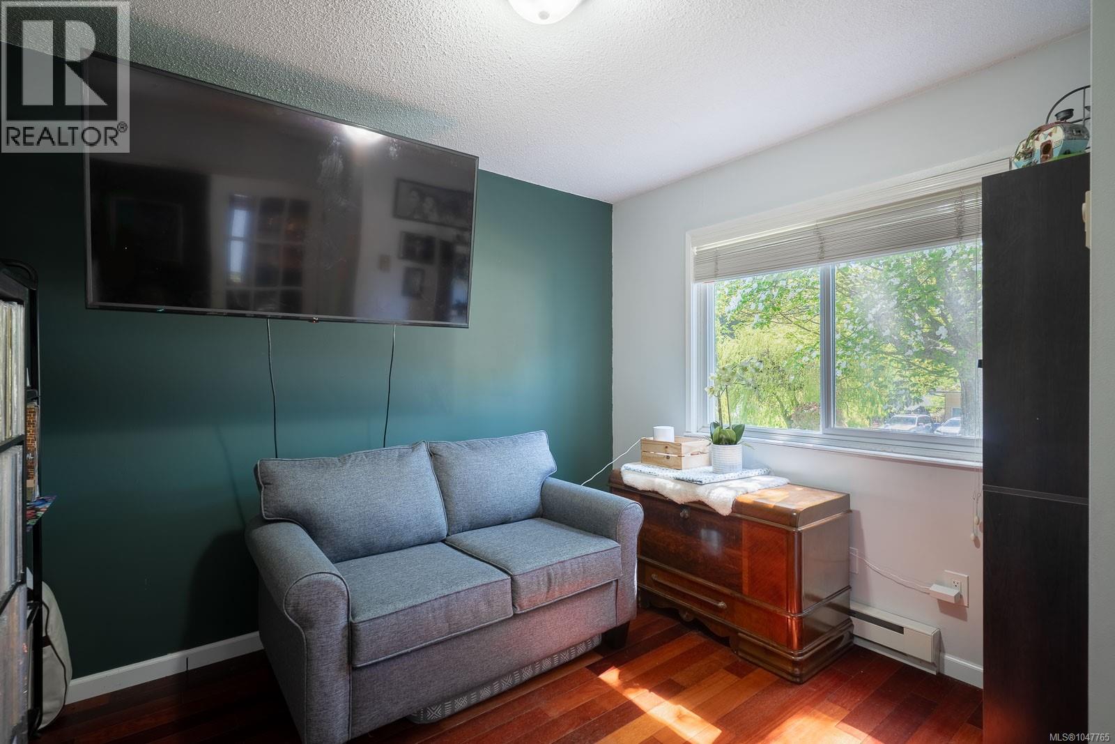3716 Howden Dr Property Photo 19