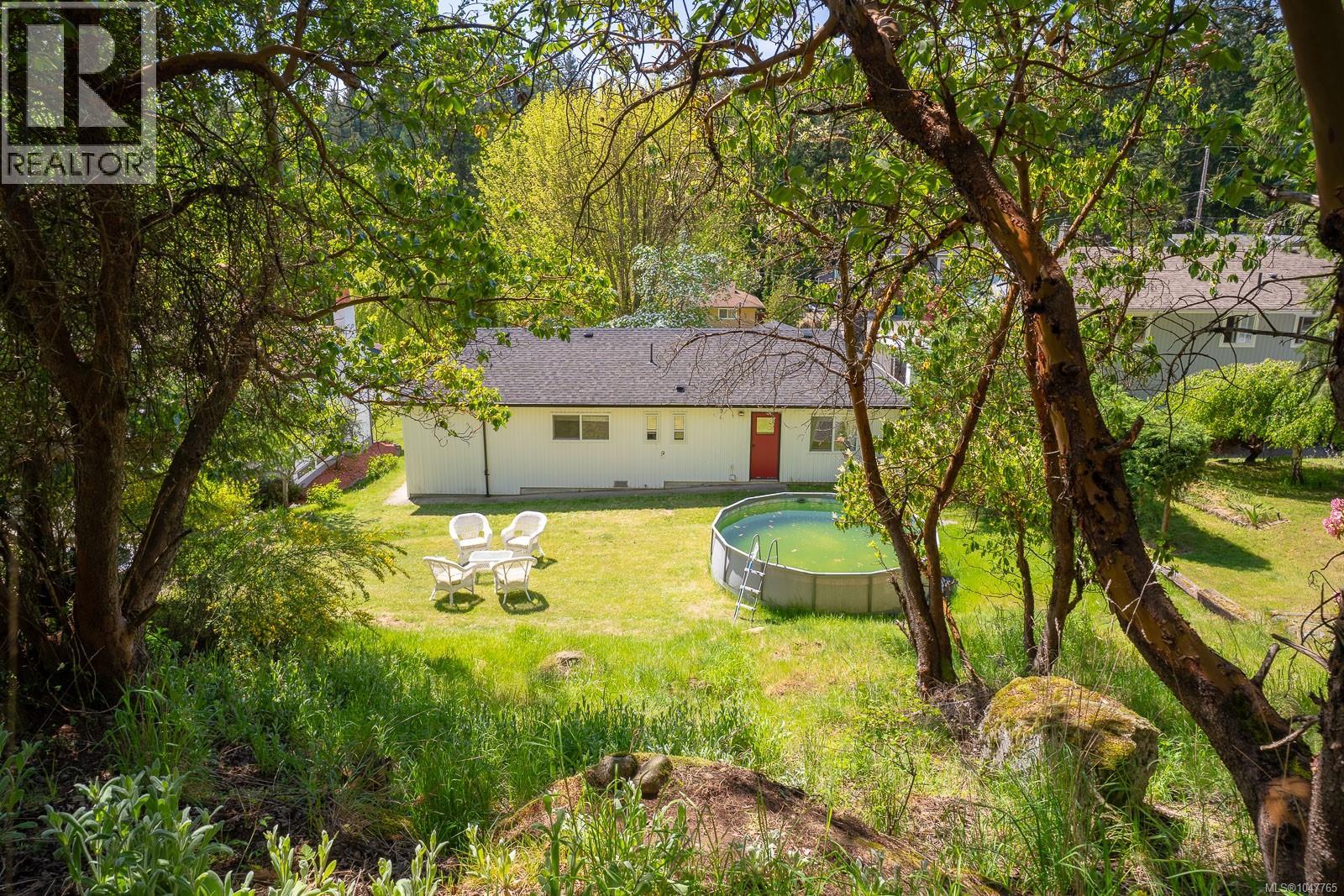 3716 Howden Dr Property Photo 24