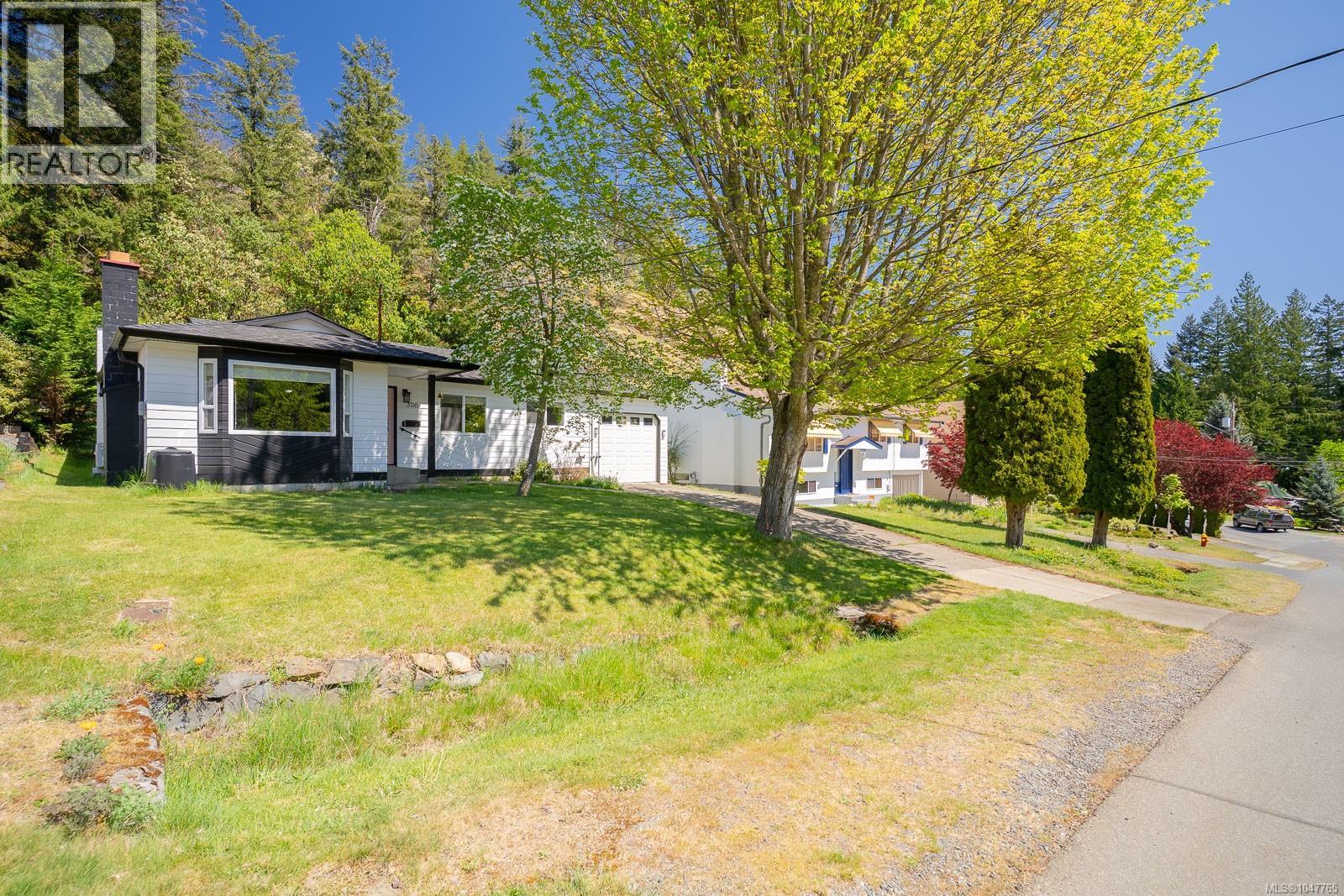 3716 Howden Dr Property Photo 33