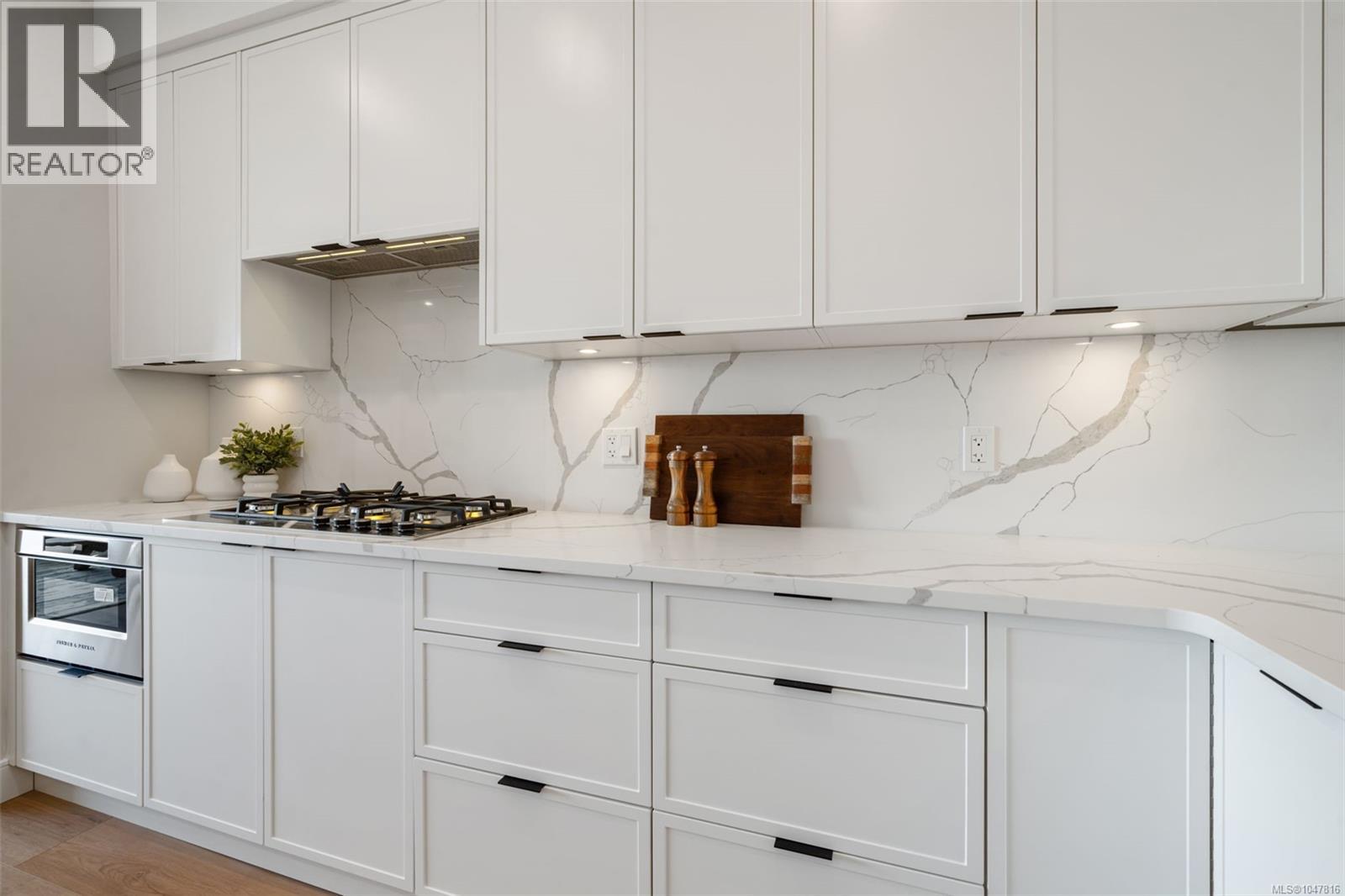 509 1810 Selenite Pl Property Photo 1