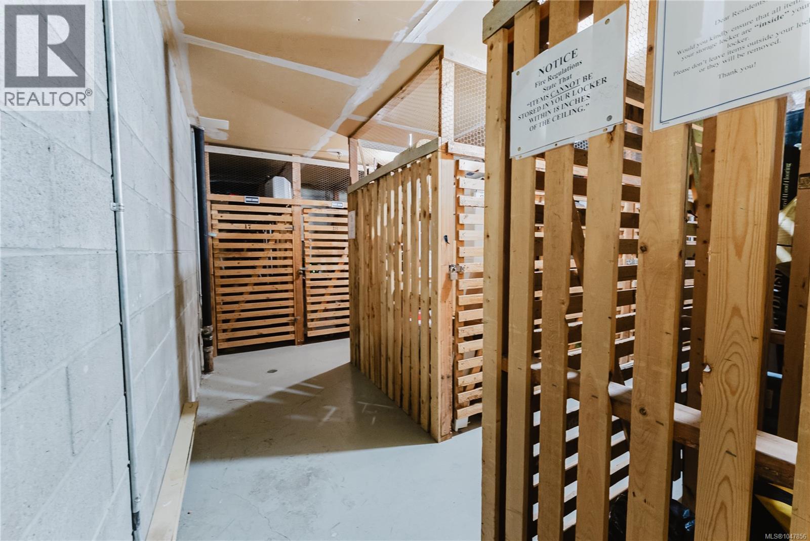 508 103 Gorge Rd E Property Photo 24